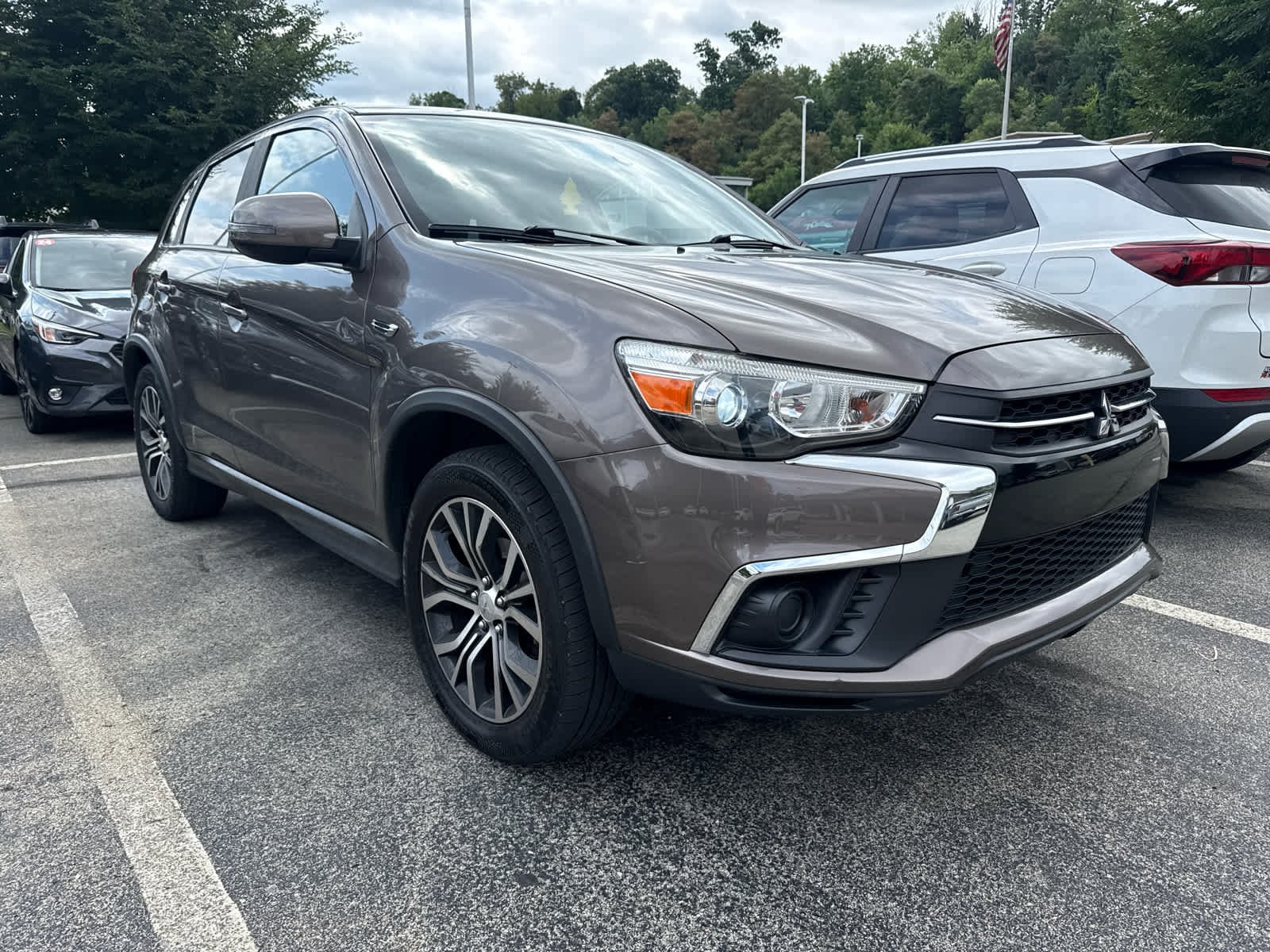 mitsubishi outlander sport 2018 JA4AR3AU4JZ012673 image mitsubishi outlander sport 2018 JA4AR3AU4JZ012673 image